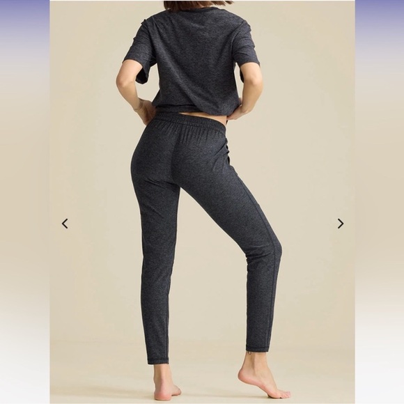 Outdoor Voices CloudKnit Sweatpant in Charcoal Size Small Atheisure Lounging - Picture 7 of 12